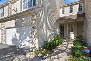 820 Amelia Court 820, Grayslake, IL 60030