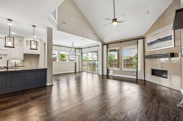 3201 Carrington Drive, Mansfield, TX 76063