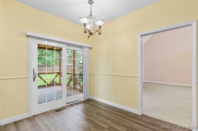 2459 WOODS EDGE Drive, Madison, IN 47250