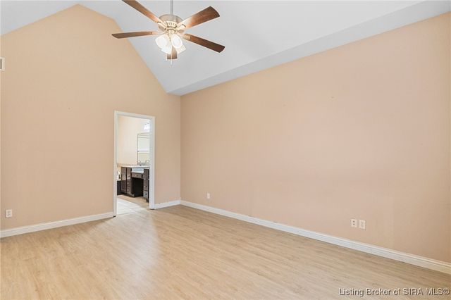 2459 WOODS EDGE Drive, Madison, IN 47250