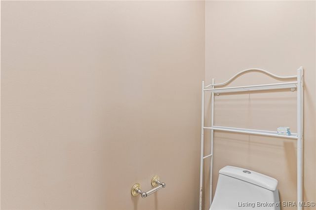 2459 WOODS EDGE Drive, Madison, IN 47250