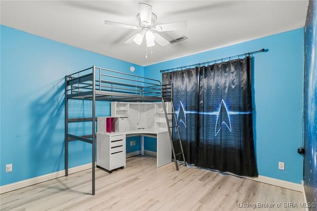 2459 WOODS EDGE Drive, Madison, IN 47250