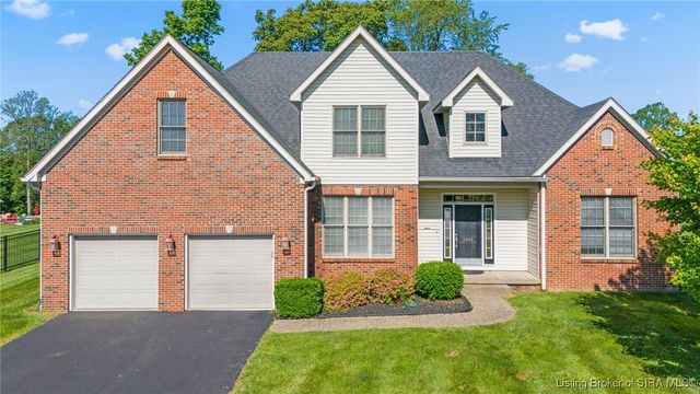 2459 WOODS EDGE Drive, Madison, IN 47250