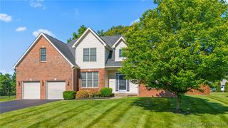 2459 WOODS EDGE Drive, Madison, IN 47250