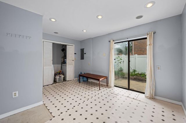9338 CANTERBURY RDNG, Laurel, MD 20723