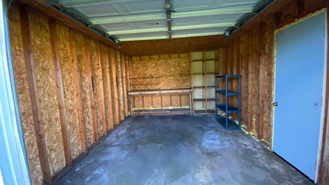 303 Pinehurst Court E, Valparaiso, IN 46383