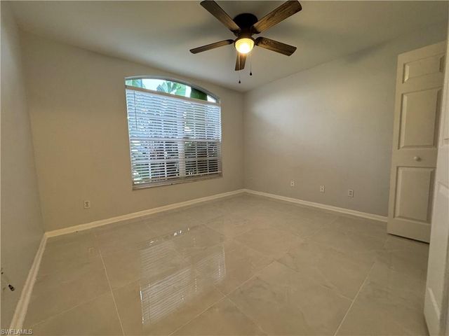 4649 Santiago LN, Bonita Springs, FL 34134
