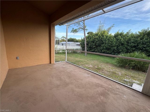 4649 Santiago LN, Bonita Springs, FL 34134