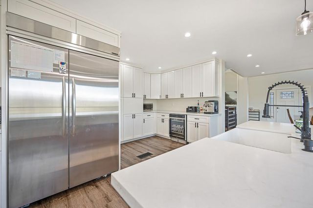 784 Salmon Falls Rd, El Dorado Hills, CA 95762