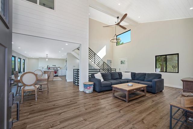 784 Salmon Falls Rd, El Dorado Hills, CA 95762