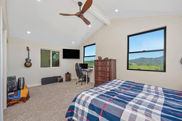 784 Salmon Falls Rd, El Dorado Hills, CA 95762