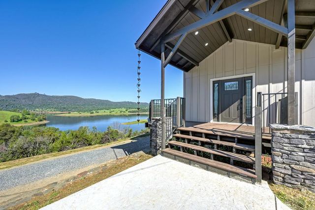 784 Salmon Falls Rd, El Dorado Hills, CA 95762