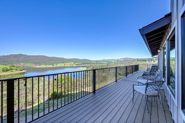 784 Salmon Falls Rd, El Dorado Hills, CA 95762