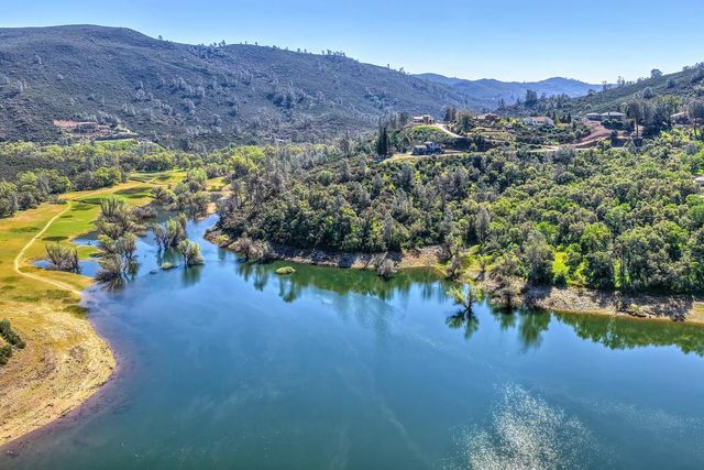 784 Salmon Falls Rd, El Dorado Hills, CA 95762