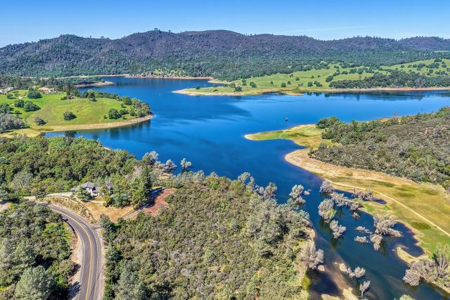 784 Salmon Falls Rd, El Dorado Hills, CA 95762