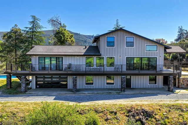 784 Salmon Falls Rd, El Dorado Hills, CA 95762