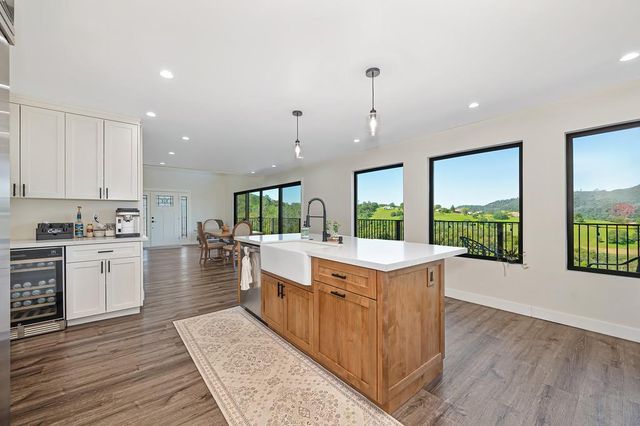 784 Salmon Falls Rd, El Dorado Hills, CA 95762