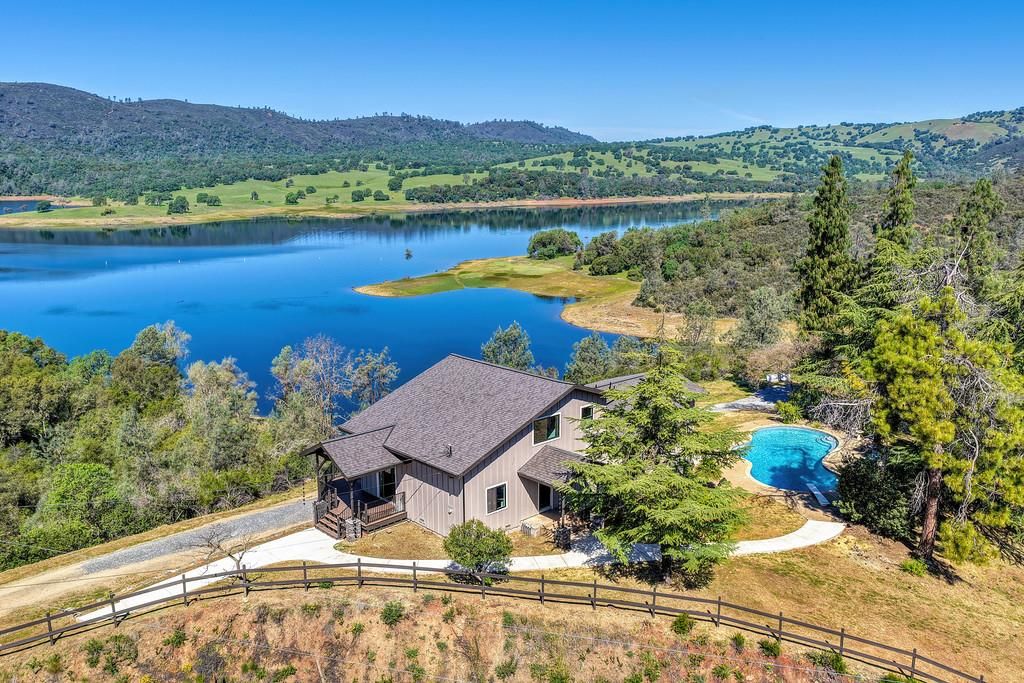 784 Salmon Falls Rd, El Dorado Hills, CA 95762