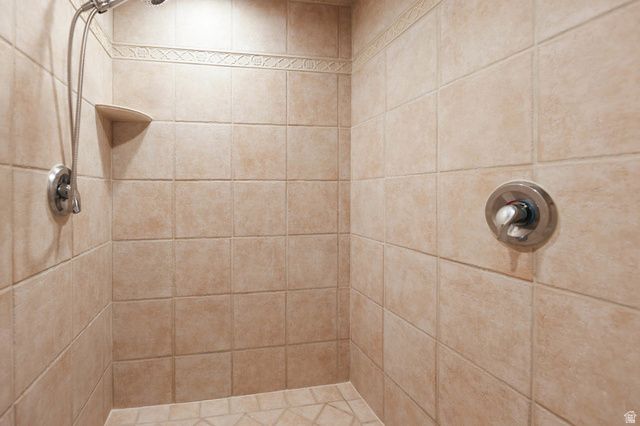 3591 E YOSEMITE DR, Salt Lake City, UT 84109