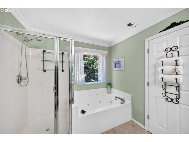 1733 Sw HARVEY Way, Beaverton, OR 97003