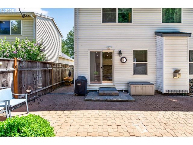 1733 Sw HARVEY Way, Beaverton, OR 97003