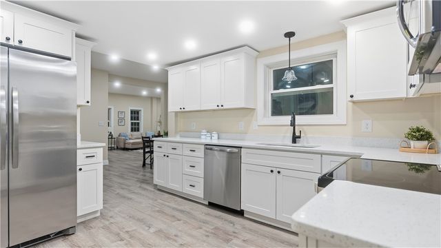 3200 Mendon Road, Cumberland, RI 02864