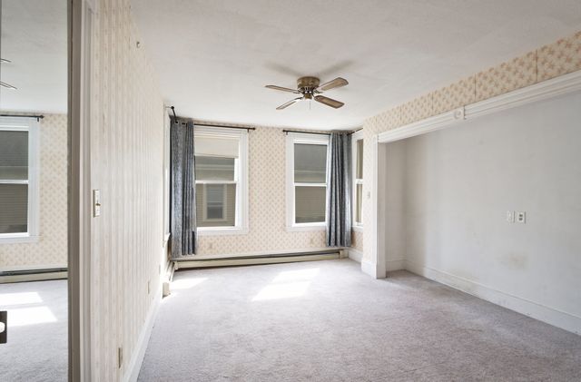 82 Hawthorne St, Malden, MA 02148