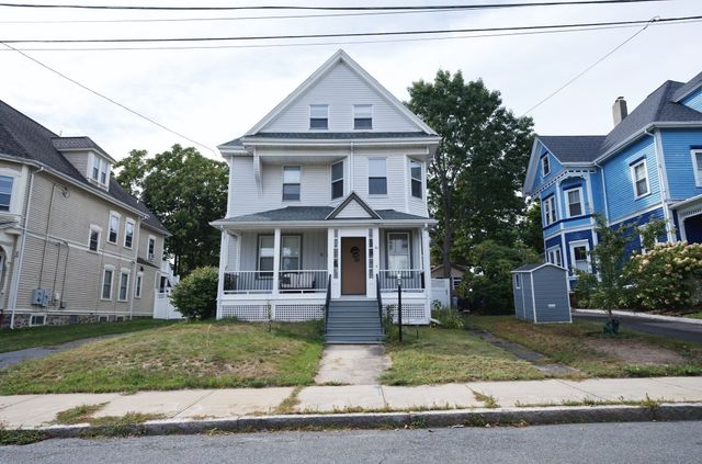 82 Hawthorne St, Malden, MA 02148