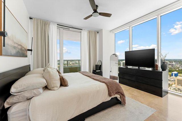 1040 Biscayne Boulevard 3906, Miami, FL 33132