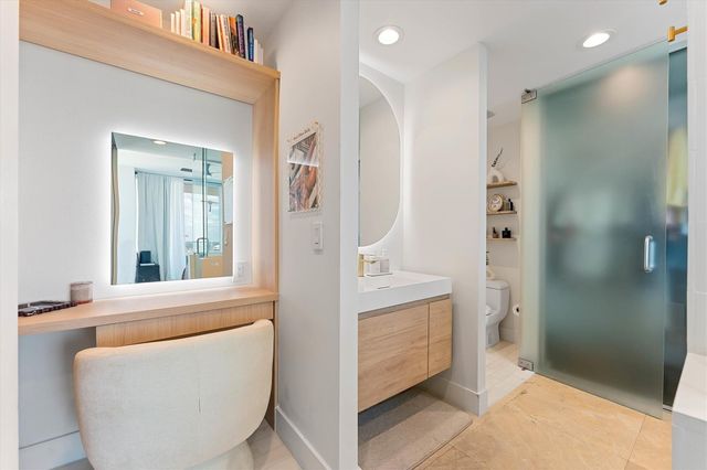 1040 Biscayne Boulevard 3906, Miami, FL 33132