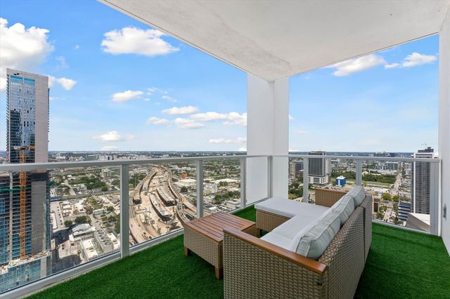 1040 Biscayne Boulevard 3906, Miami, FL 33132