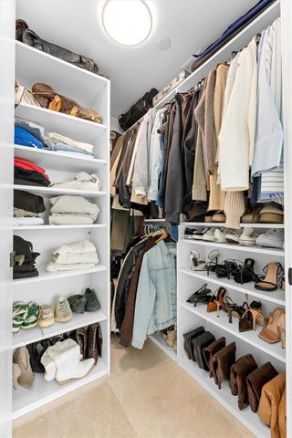 1040 Biscayne Boulevard 3906, Miami, FL 33132