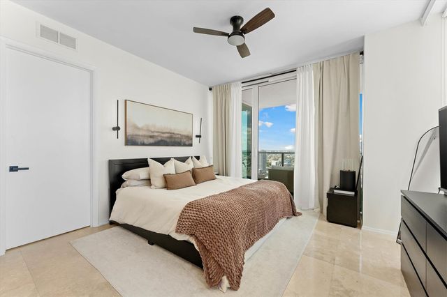 1040 Biscayne Boulevard 3906, Miami, FL 33132