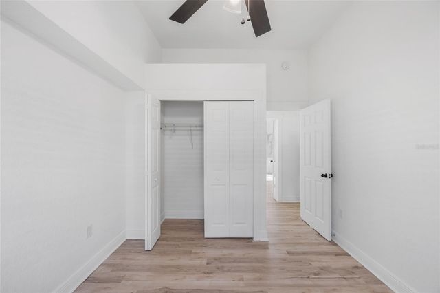 800 E GENESEE STREET, Tampa, FL 33603