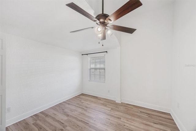 800 E GENESEE STREET, Tampa, FL 33603