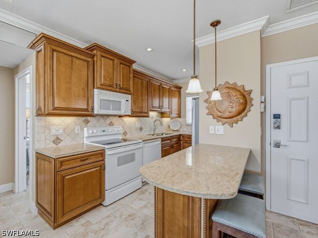 140 Seaview CT 1806N, Marco Island, FL 34145