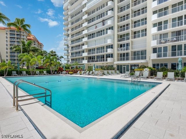 140 Seaview CT 1806N, Marco Island, FL 34145