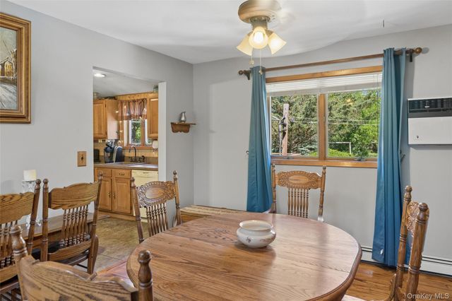 44 Aliperti Road, Jamesport, NY 11947