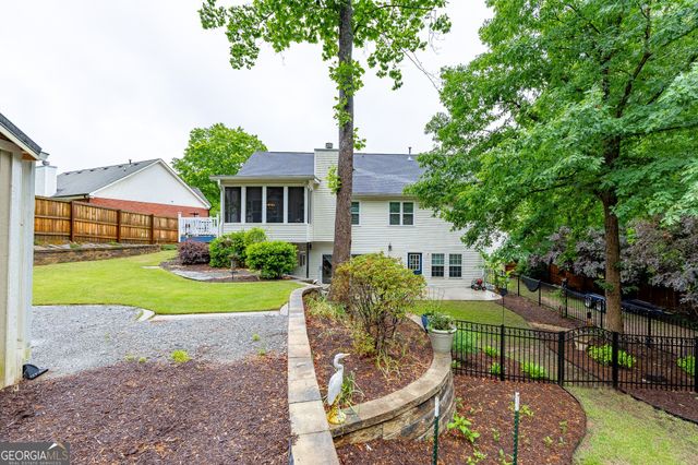 3330 Rivers End Place, Buford, GA 30518
