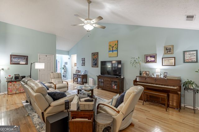 3330 Rivers End Place, Buford, GA 30518