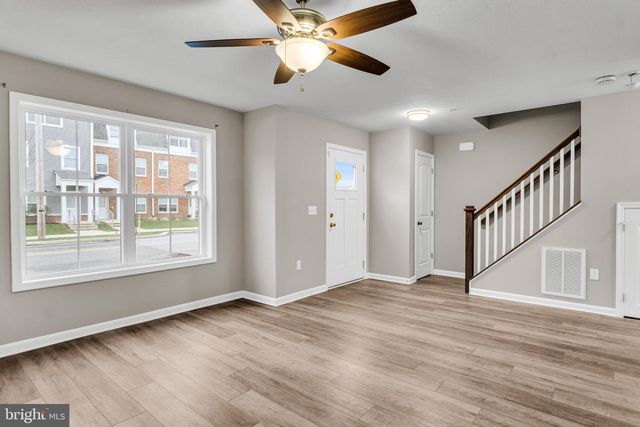 648 N COLLEGE ST, Carlisle, PA 17013