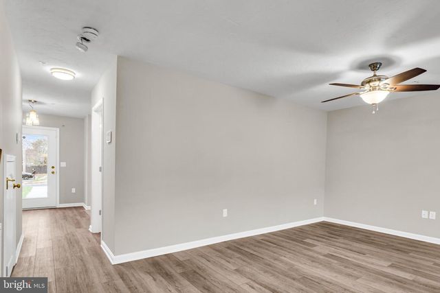 648 N COLLEGE ST, Carlisle, PA 17013