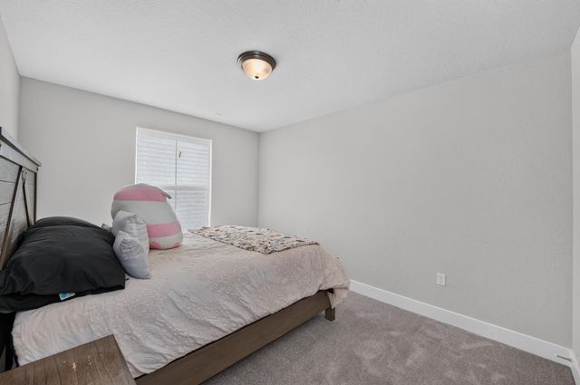 523 S Talus Way S, Madera, CA 93636