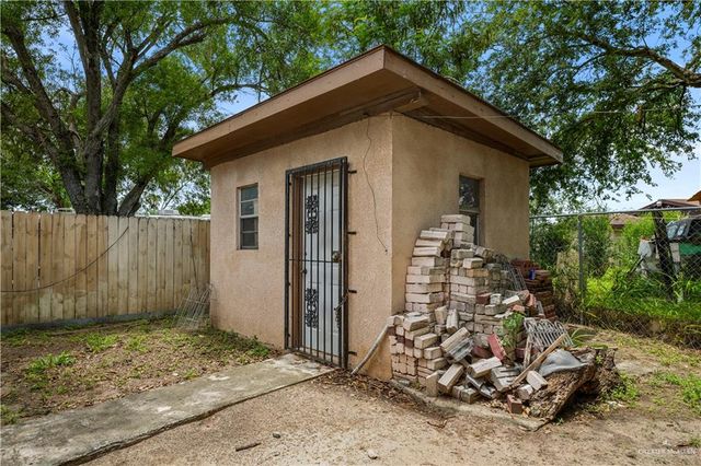 1106 E Sprague Street, Edinburg, TX 78539
