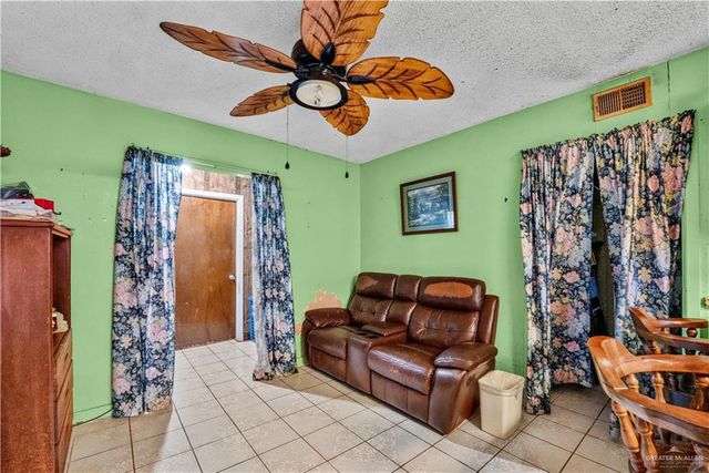 1106 E Sprague Street, Edinburg, TX 78539
