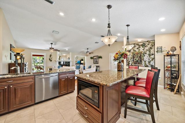 4352 KINGSTON LOOP, Sarasota, FL 34238