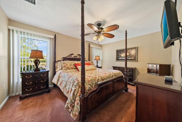 4352 KINGSTON LOOP, Sarasota, FL 34238