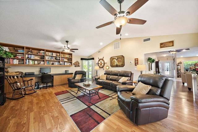 4352 KINGSTON LOOP, Sarasota, FL 34238