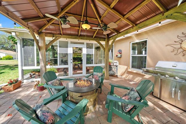 4352 KINGSTON LOOP, Sarasota, FL 34238