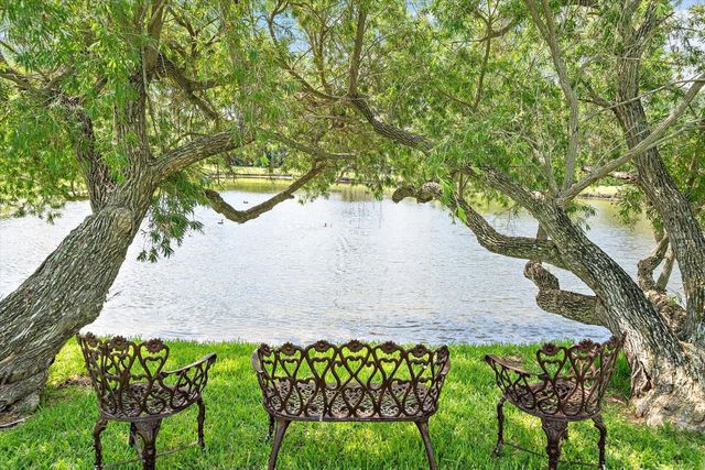 4352 KINGSTON LOOP, Sarasota, FL 34238